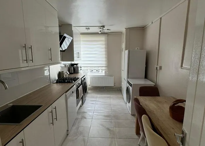 Flat, Apartment In Haggerston N1, Central London