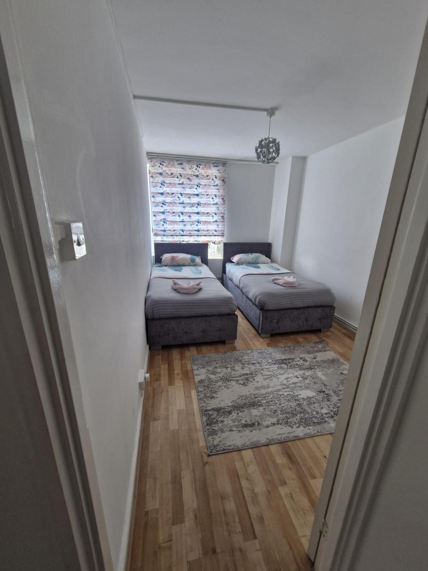 Flat, In Haggerston N1, Londra